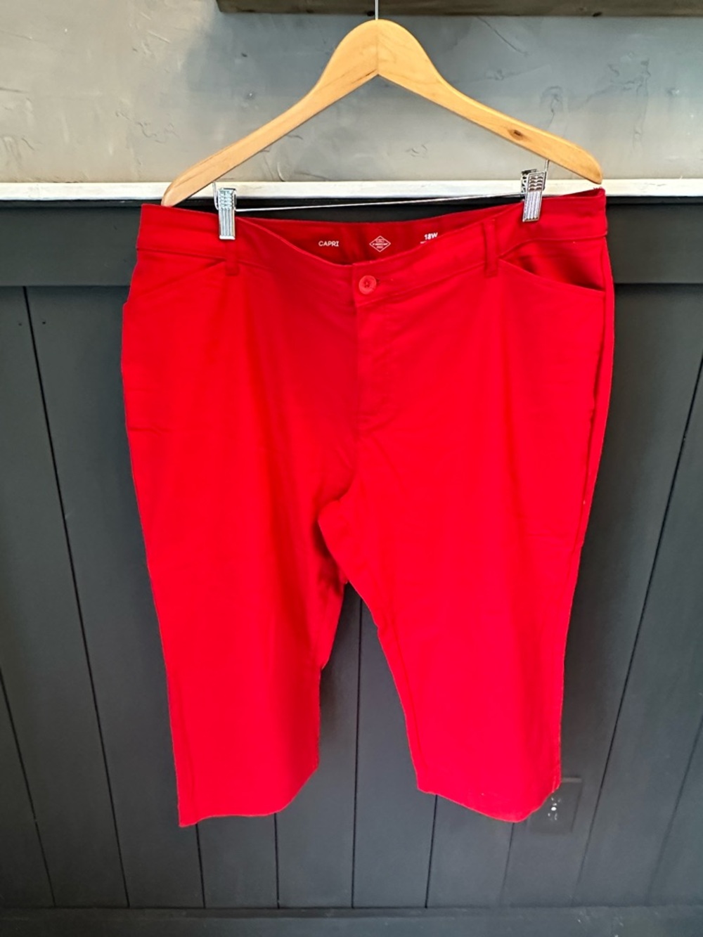 St. John's Bay Red‎ Cotton Mid Rise Spandex Capri Pants size 18W